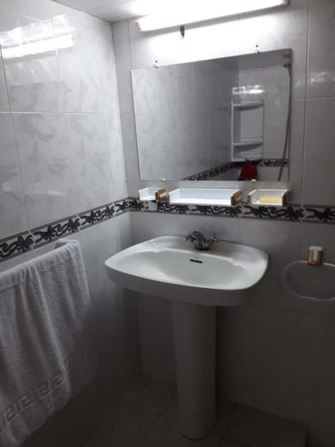 Appartement Moderne 3 Chambres Fès Exteriér fotografie
